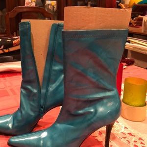 Beautiful turquoise boots